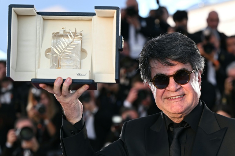 Iranian director Jafar Panahi defies censors again with new film
