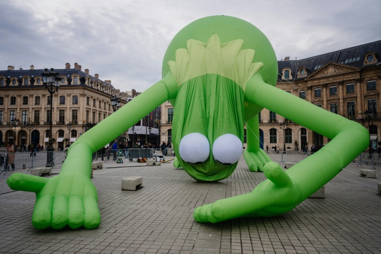 Following daring heist: Kermit aims to ease French nerves at Art Basel Paris