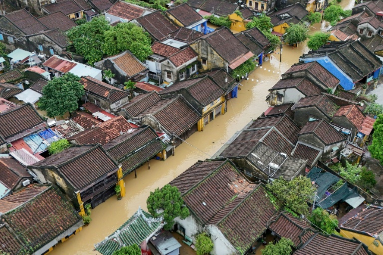 Vietnam flood death toll rises to 35: disaster agency