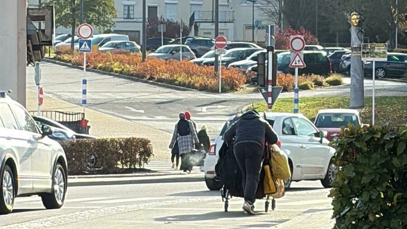 Social media posts: Police confirm efforts to aid homeless man spotted on N12