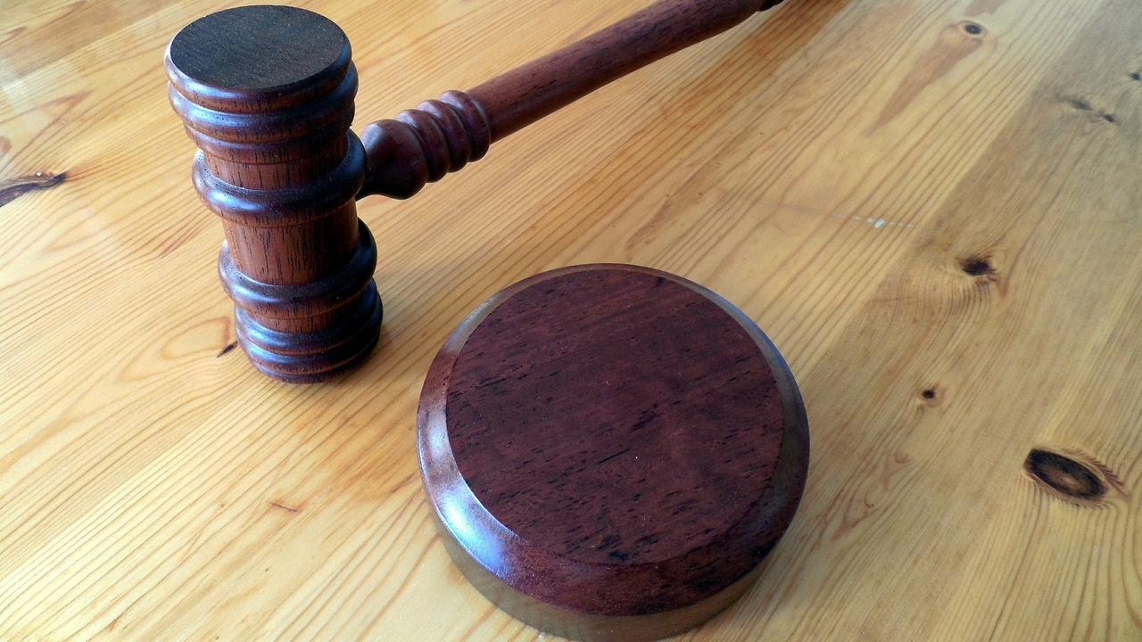 Does not replace humans: Two students develop new AI tool to support Luxembourg's justice system