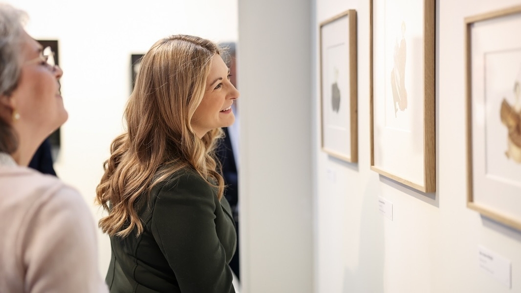 Royal visit: Grand Duchess Stéphanie tours Luxembourg Artistic Circle's 'Salon 2025'