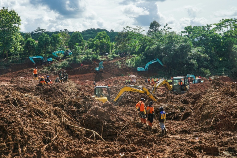 Death toll from Indonesia landslides rises to 18