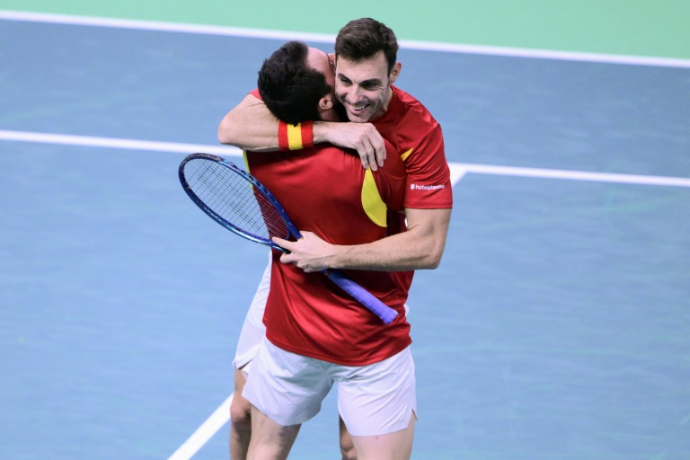 Spain and Germany reach Davis Cup semi-finals