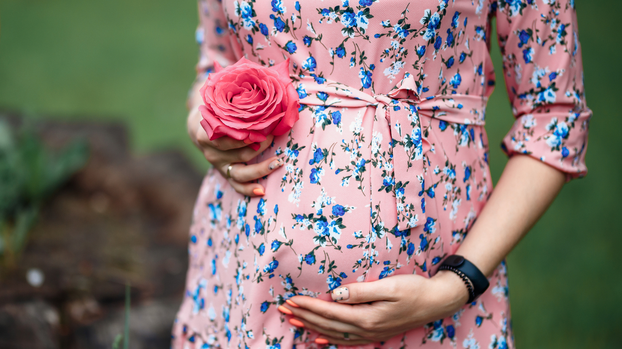 Roses Revolution Day: Luxembourg midwives urge respectful and safer childbirth practices