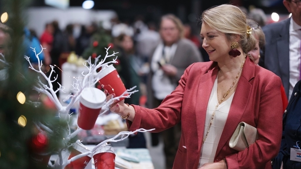 After two decades: Grand Duchess Stéphanie succeeds Maria Teresa as President of Luxembourg Red Cross