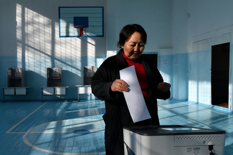Kyrgyzstan vote in polls set to hand president more power
