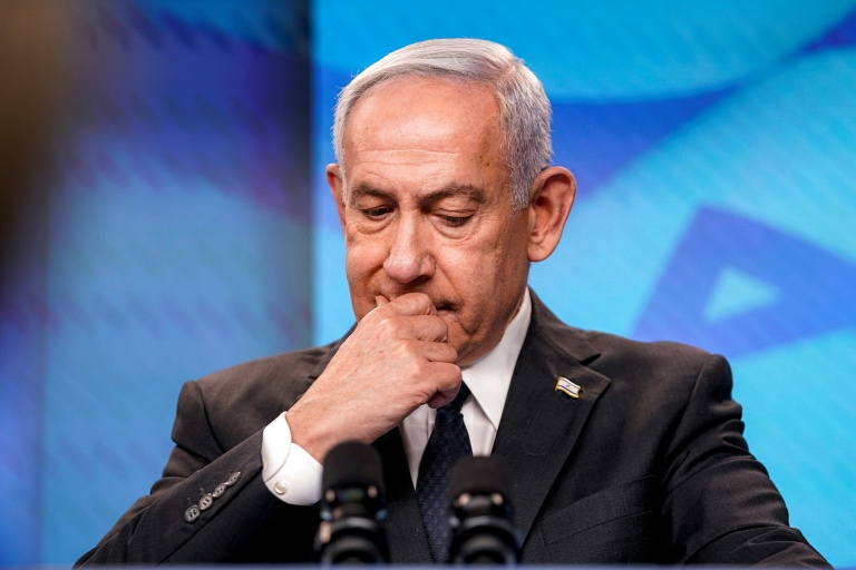 Facing corruprion charges: Netanyahu submits pardon request in Israel corruption cases